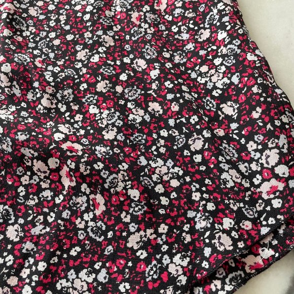 Aritzia Silk Floral Camisole - Picture 5 of 10